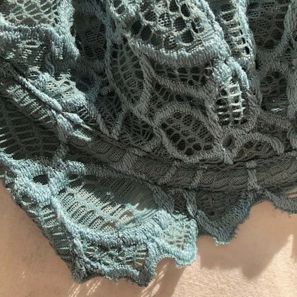 Victoria’s Secret & PINK Bra Set - Picture 3 of 9